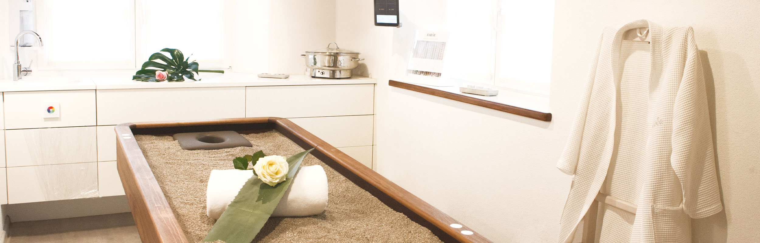 Slider Behandlungsraum Sandliege