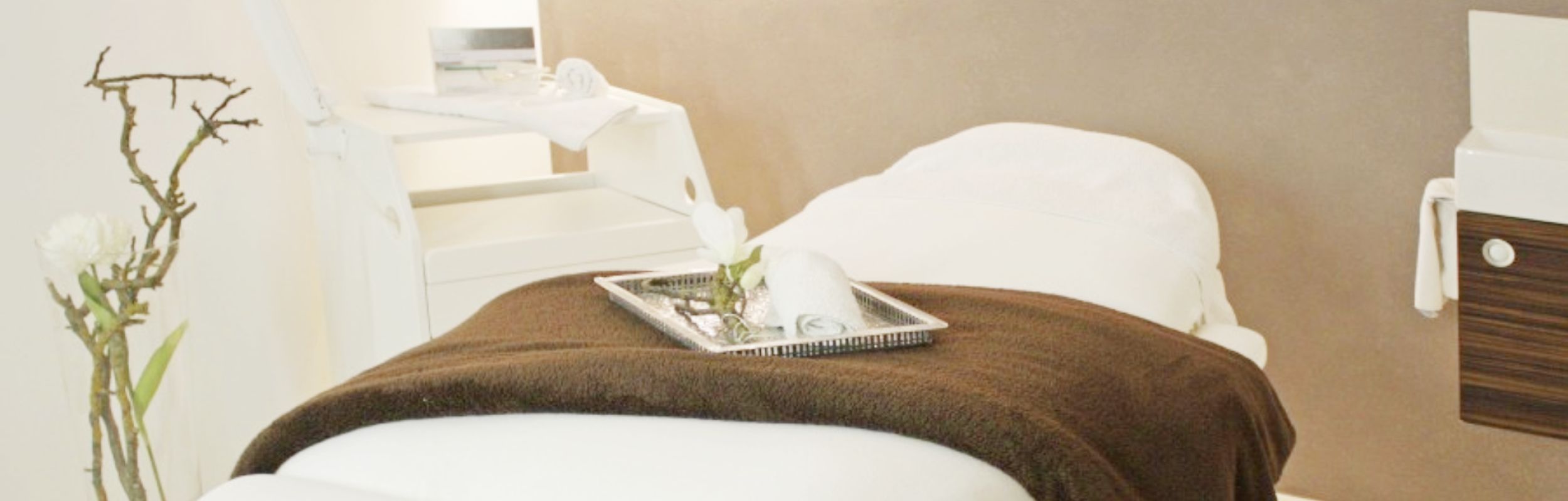 Slider Behandlungsraum Liege